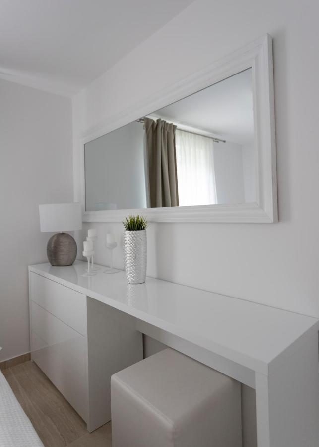 Luxury Mantinela Apartment 말린스카 외부 사진