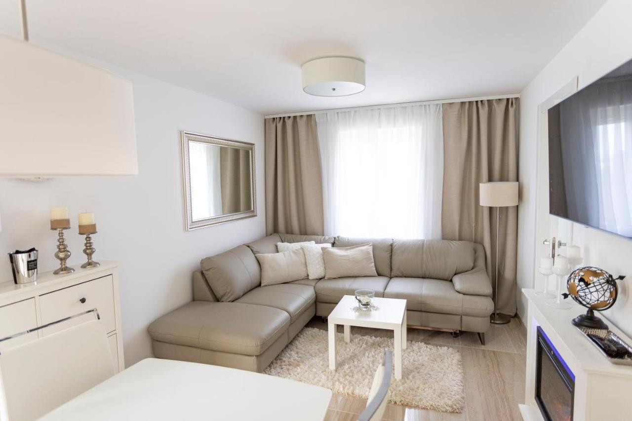 Luxury Mantinela Apartment 말린스카 외부 사진
