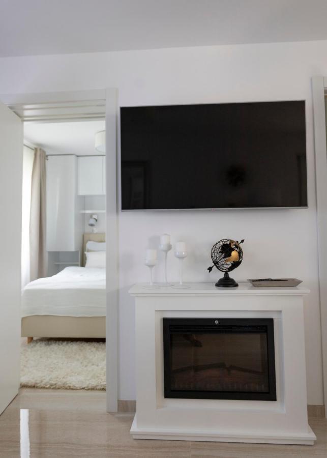 Luxury Mantinela Apartment 말린스카 외부 사진